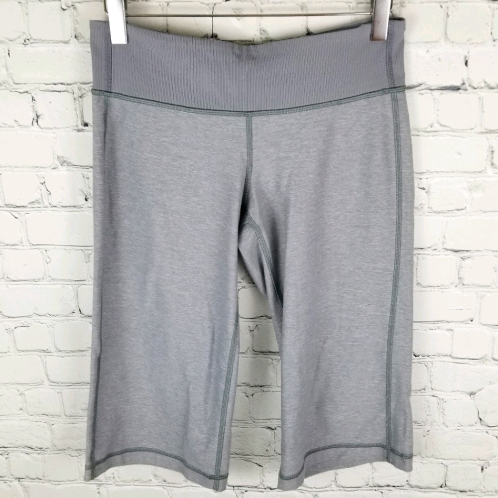 LULULEMON | Clam Digger II stretch bermuda shorts